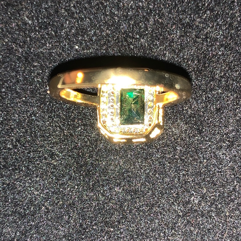 Ring - Picture 4 of 4